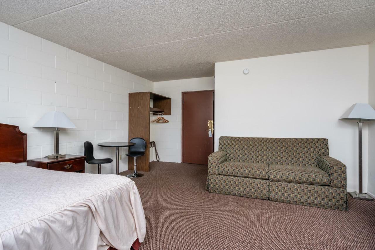 M&M Motel Connell Екстер'єр фото
